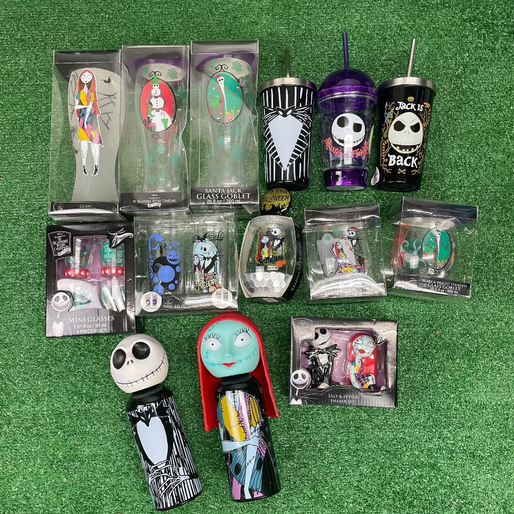 (1) Nightmare Before Christmas Mix & Match Set